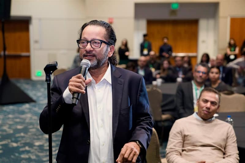 Moment from OPEN Forum